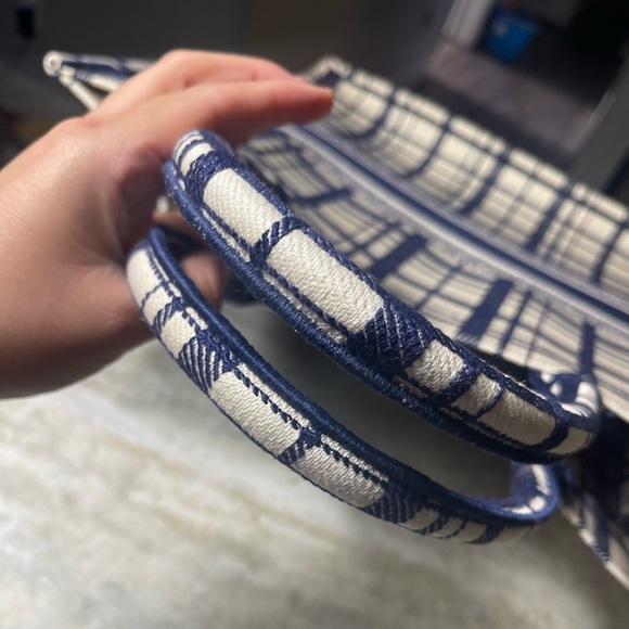 Dior Book Tote Large - Picture 10 of 14